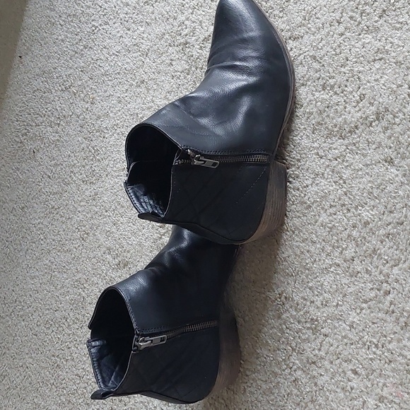 Madden Girl Booties Size 9 - Picture 8 of 9
